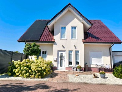 Modernes Einfamilienhaus mit Wohlfühlgarantie in ruhiger Lintorfer Lage