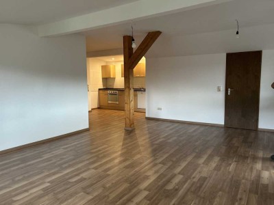 Schöne, Große 4 Zimmerwohnug in Niederkirchen