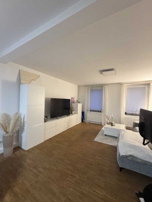 DO Hörde, loftige 2 Zi, 70 m², Echtholzparkett, neues Bad, offene Küche