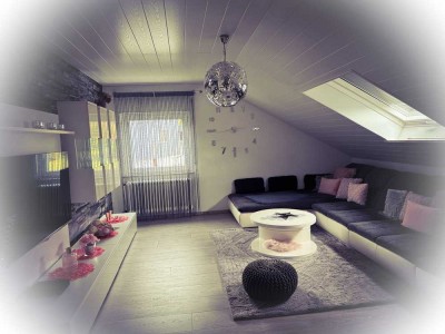 Stilvolle 3,5-Zimmer-Dachgeschosswohnung mit gehobener Innenausstattung in Metzingen