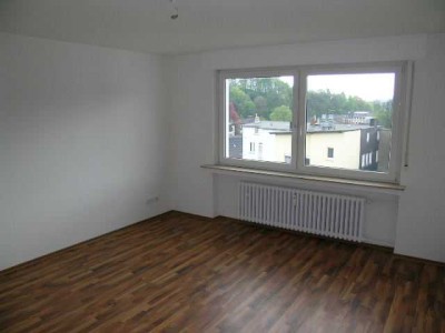 Velbert-Neviges, Nähe Zentrum!! Renovierte 2 Zimmer Mietwohnung
