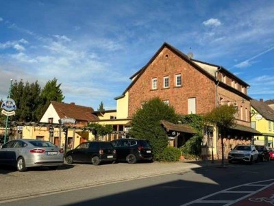 Gelegenheit viel vermietbare Fläche zu erwerben!