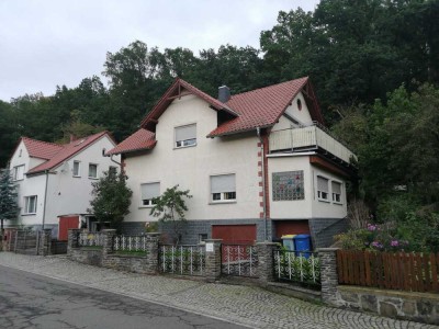 Zweifamilienhaus in ruhiger Waldrandlage!!!