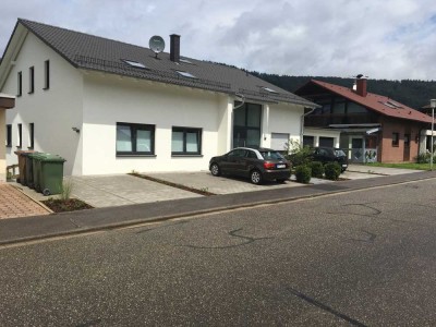 Attraktive 2-ZKB-Gartengeschosswohnung, gehobene Innenausstattung mit goßer Terrasse, Hirschhorn