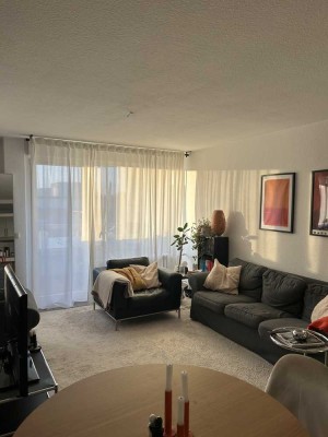 Helle 1-Zimmer Wohnung mit Balkon im 5. OG in Offenbach Stadtmitte