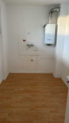 Schöne Wohnung im 3. OG, Stellplatz/Garage möglich.