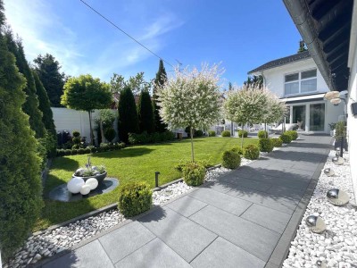 Exklusives Zweifamilienhaus in idyllischer ruhiger Lage