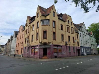Kapitalanleger und Eigennutzer aufgepasst, Mehrfamilienhaus mit viel Potenzial in gute Hände zu verk