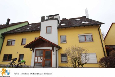 Stilvoll renovierte Maisonettewohnung mit Garagenstellplatz in Neumarkt-Woffenbach