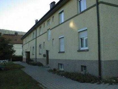 Ihre neue Wohnung: Teilrenovierte individuelle 3-Zimmer-Wohnung
