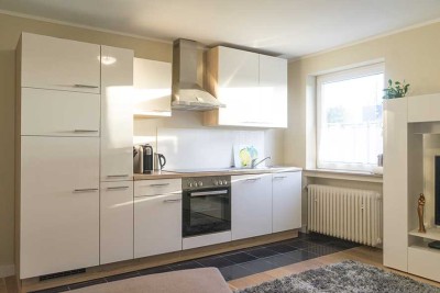 Do-Körne - möbliert und kernsaniert, 2-Z KDB, Landhausdiele + neues  Bad + EBK - Vollwärmeschutz !!!