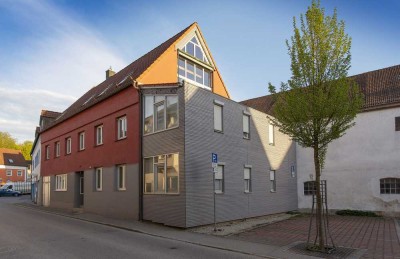 Mainburg - Stadthaus! Geräumiges Wohnhaus mit zahlreichen Zimmern, 2 Bädern, Dachterrasse und mehr!