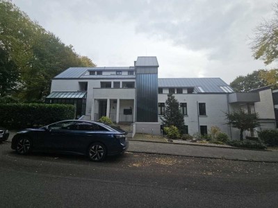 Sofort beziehbar Wohnung Zwei Zimmer,Kü.,Die., Bad 1. Etage modernen preisgekrönten Architektenhaus