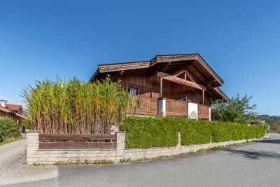 Sonnige Dachgeschosswohnung in ruhiger Wohngegend ( 03463 )