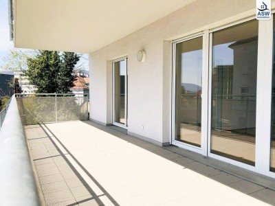 Tolle 4-Zimmerwohnung mit großer Terrasse in zentraler Lage