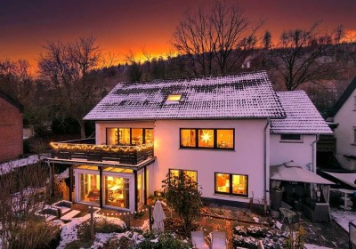 Einfamilienhaus mit Einliegerwohnung in Hiddeser Waldrandlage