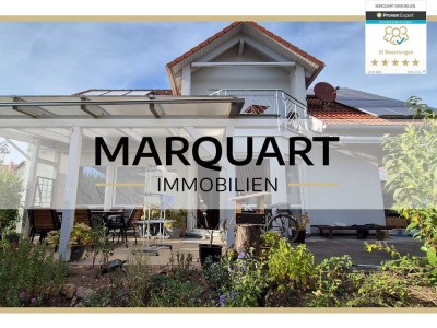 Schönes Zweifamilienhaus, mit Keller, Doppelgarage und Obstbaumgarten