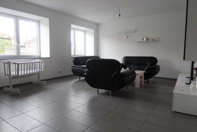 Großzügige Etagenwohnung in Waldenrath sucht nette Mieter..