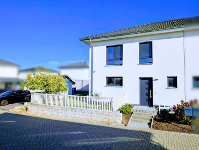 Familienfreundliches Zuhause mit Garten, Pool & moderner Technik in Magdeburg-Ottersleben
