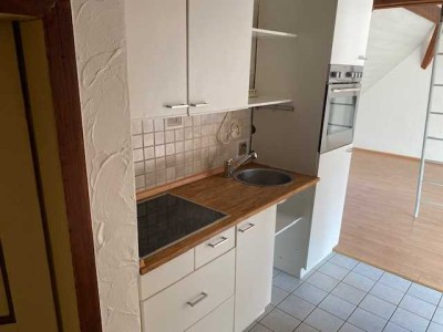 Stilvolle, gepflegte 1-Zimmer-DG-Wohnung in Rheinbach