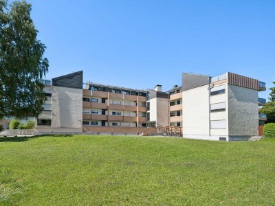 Charmante 2-Zimmer-Wohnung mit Loggia und Bergblick in ruhiger Lage in Raubling