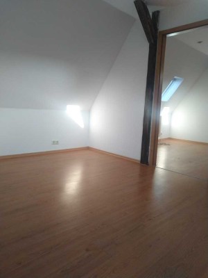 Kleine Studentenwohnung 2-Zimmer-DG-Wohnung in Witten-Annen