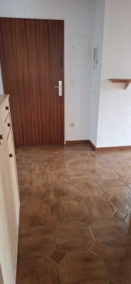 Gepflegte 4-Zimmer-Wohnung mit Balkon in Augsburg-Oberhausen