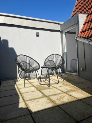 Attraktive Dachgeschosswohnung mit sonniger Terrasse direkt an der Wertach (86154 Augsburg)