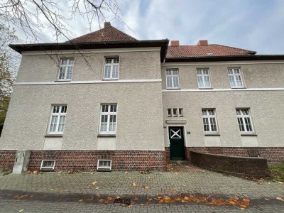 Modernisierte Balkonwohnung mit Dusche im Erdgeschoss in Heppens zu vermieten!