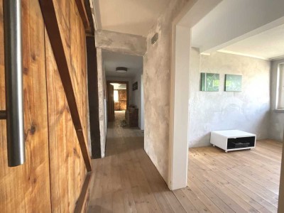 Wohnen und investieren: Großes (ca 340m²) Zweifamilienhaus mit Ausbauchance in Waldeck-Freienhagen