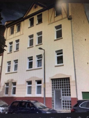 Gepflegtes 5 Familienhaus