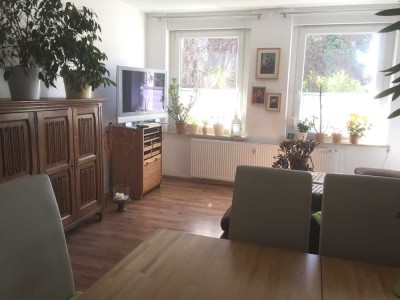 Schöne und modernisierte 3-Zimmer-Wohnung mit Balkon in Solingen