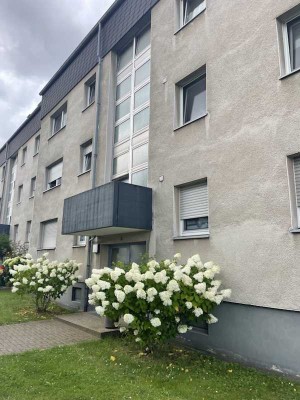 Gut geschnittene 3-Zimmerwohnung mit Balkon und Stellplatz in Aplerbeck