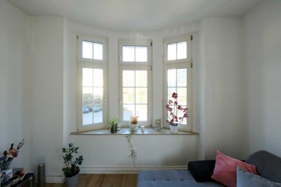 Helle 2,5-Zimmer Altbauwohnung im 1. OG in Essen-Holsterhausen (Uni Klinikum / Landgericht)