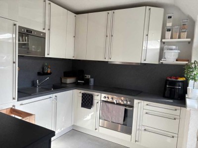 Schöne helle 3-Zimmer-Wohnung mit EBK und Balkon in Rottenburg am Neckar