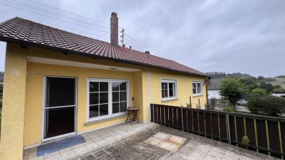 ZUHAUSE ANKOMMEN: BUNGALOW AUF HERRLICHEM GRUNDSTÜCK IN TOPLAGE