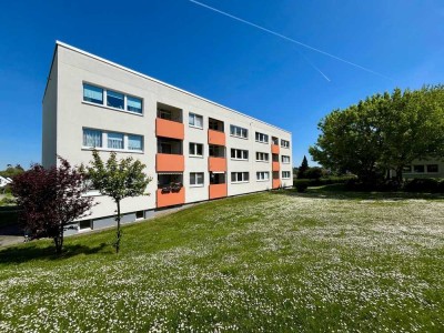 Top modernisiert - 
Freigestellte 2-Zimmer-Wohnung 
mit Balkon in WI-Delkenheim