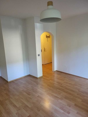 Charmante 1-Zimmer Wohnung in Düsseldorf-Garath mit Garten