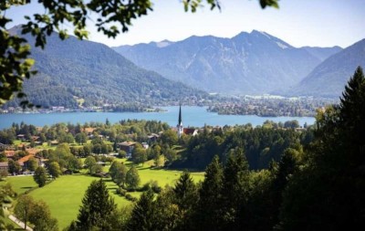 Luxuriöse & voll möblierte 3,5-Zimmer-Wohnung mit Balkon in Bad Wiessee
