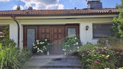 Einfamilienhaus mit schönem Garten, in ruhiger Lage, aber trotzdem exzellenter Verkehrsanbindung