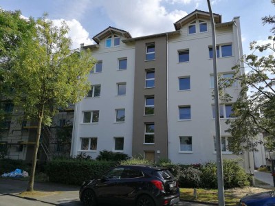 SANIERTE 3 ZIMMER WOHNUNG IN DUISBURG SÜD MIT BALKON