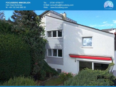 WOHLFÜHLEN AUF DREI EBENEN - ZENTRUMSNAHES SPLITLEVEL HAUS MIT GARTEN IN AALEN