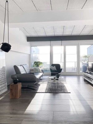 Lichtdurchflutete Wohnung im Loft Style inkl. Südbalkon und Küche
