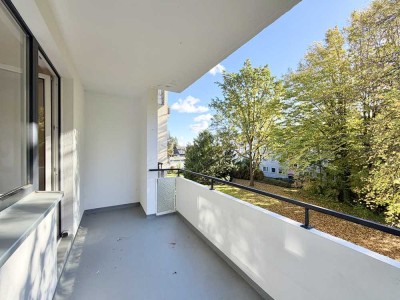 Helle + großzügige 2-Zimmer-Wohnung mit sonnigem Balkon in ruhiger & zentrumsnaher Lage