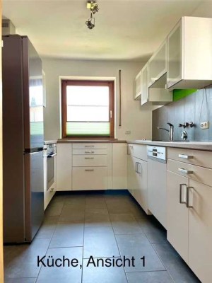 Freundliche und gepflegte 4-Zimmer-Wohnung mit Balkon in Isen