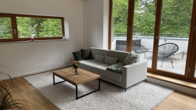 Lichtdurchflutete Wohnung in Seenähe am Berliner Stadtrand
