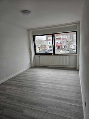 Gemütliche 2-Zimmer-Wohnung mit offener Einbauküche und Duschbad im 1. OG