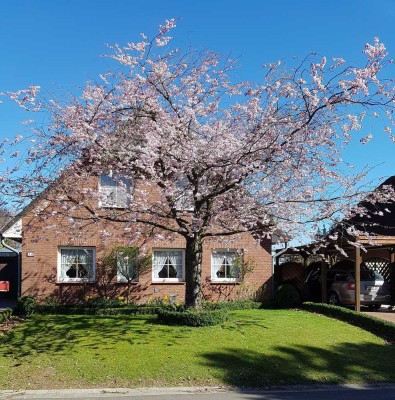 Familienfreundliches Einfamilienhaus mit schönem Garten in ruhiger Lage - Provisionsfrei