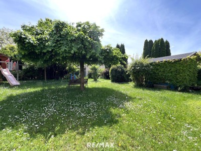 Gartenparadies ca. 180 Meter vom Wörthersee entfernt: Schöne, gemütliche 3-Zimmer-Wohnung in Krumpendorf