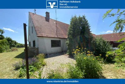 Vielseitiges Anwesen mit Werkstatt, Stadel und PV-Anlage in Bollstadt